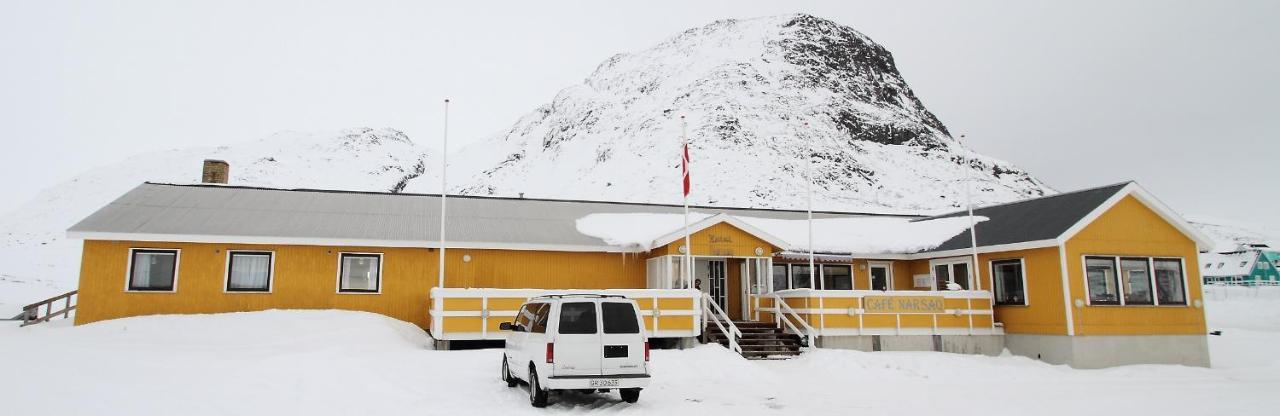 Igdlo Guesthouse Narsaq Exterior photo